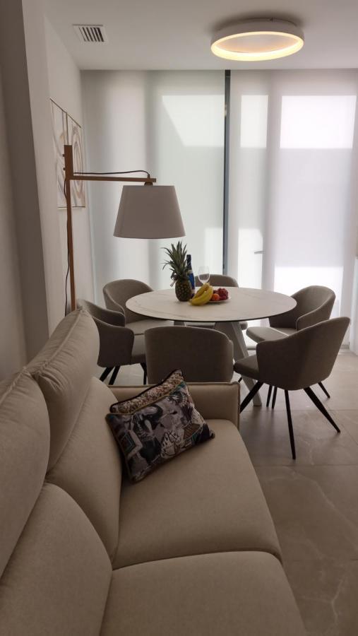 Modern And Cosy Apartment Close To The Beach トレビエハ エクステリア 写真