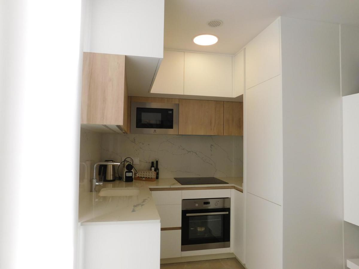 Modern And Cosy Apartment Close To The Beach トレビエハ エクステリア 写真