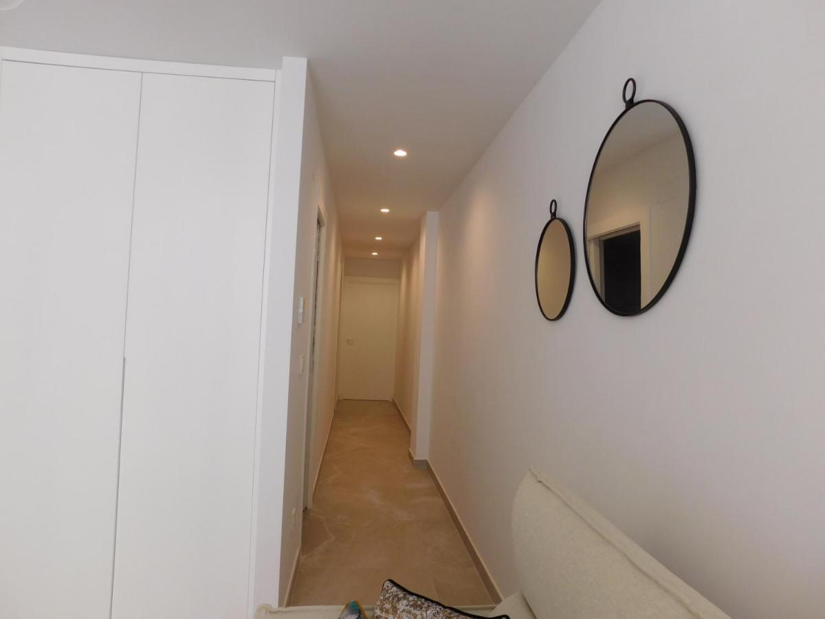 Modern And Cosy Apartment Close To The Beach トレビエハ エクステリア 写真