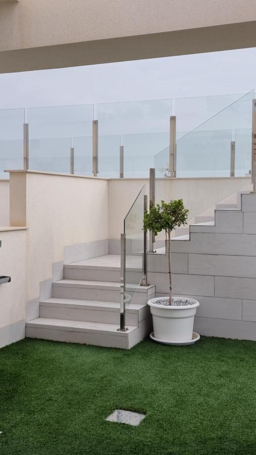 Modern And Cosy Apartment Close To The Beach トレビエハ エクステリア 写真