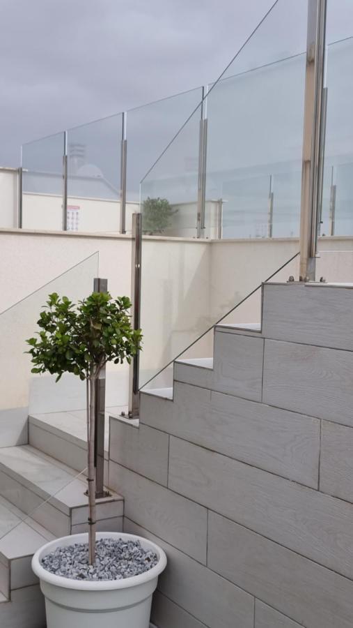 Modern And Cosy Apartment Close To The Beach トレビエハ エクステリア 写真