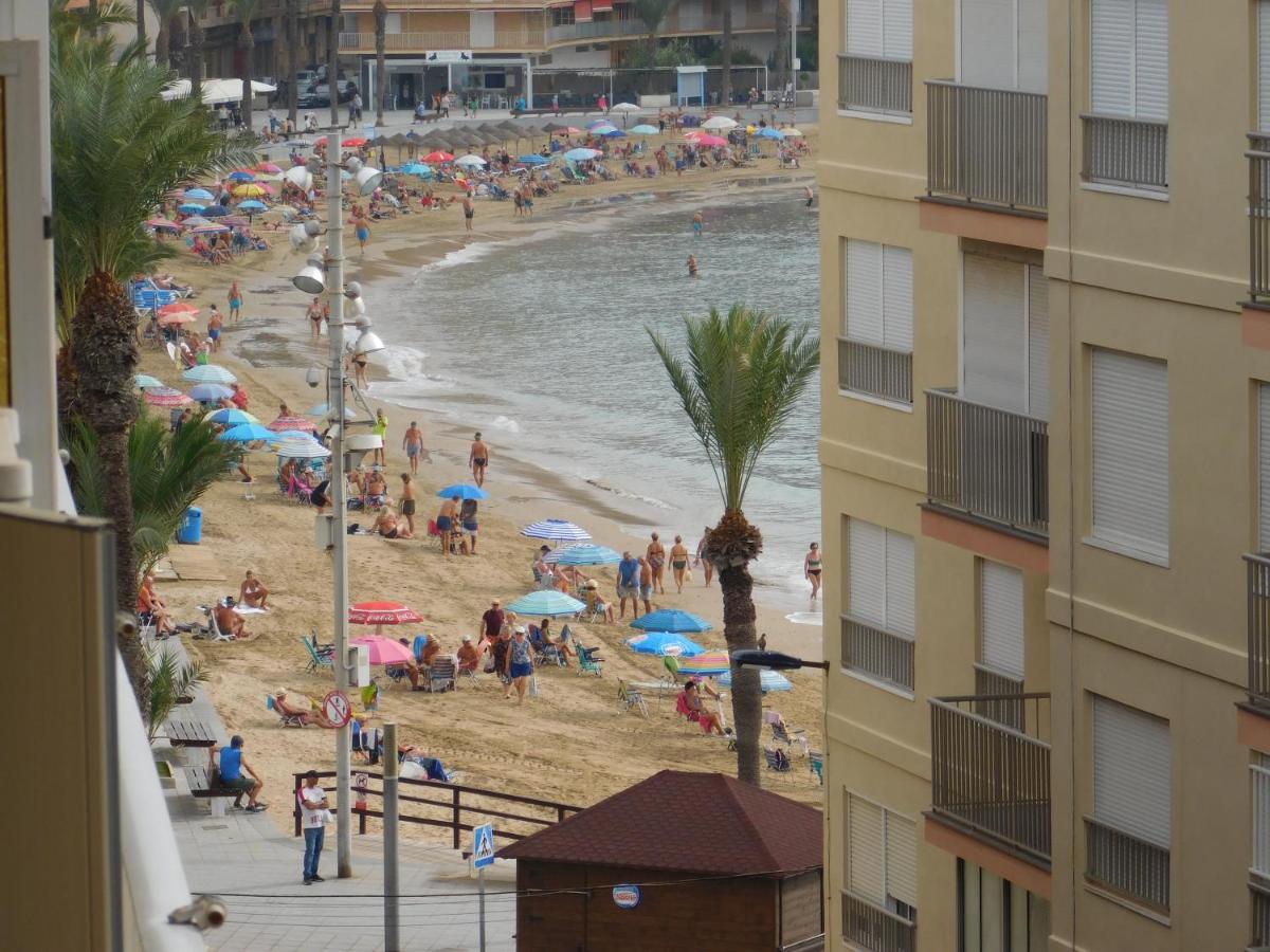 Modern And Cosy Apartment Close To The Beach トレビエハ エクステリア 写真